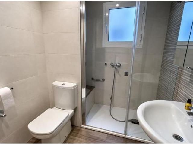 Excelente vivienda de 4 dormitorios lista para entrar a vivir dentro de Valencia