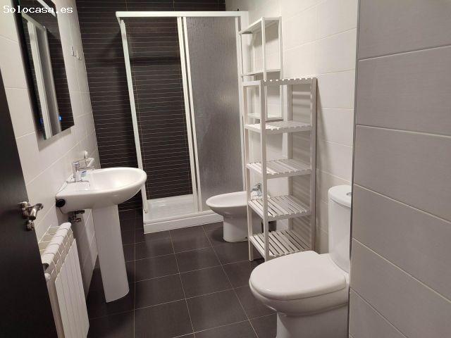EXCELENTE VIVIENDA DE DOS DORMITORIOS CON PLAZA DE GARAJE