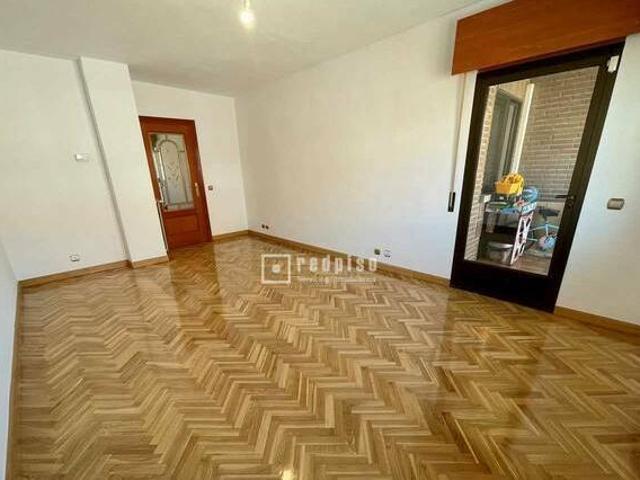 EXCELENTE VIVIENDA EN ALQUILER EN CALLE ALCALÁ
