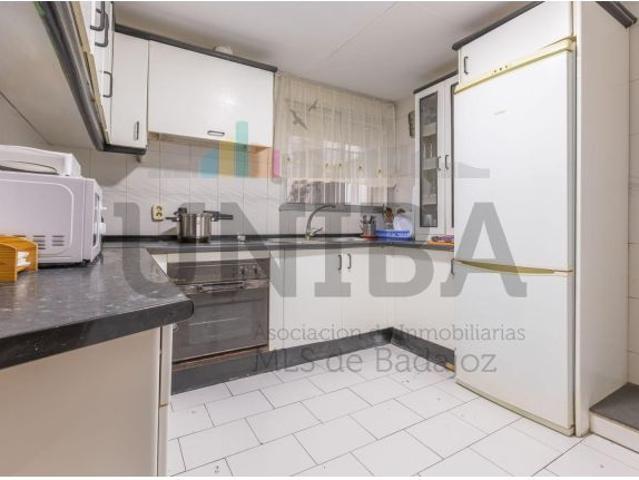 ? Excelente vivienda en venta en Pardaleras — Badajoz