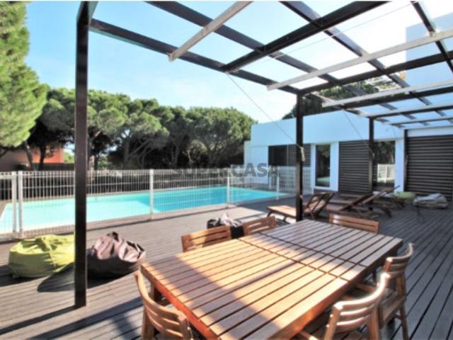 Excelente Villa com Piscina na Praia Verde