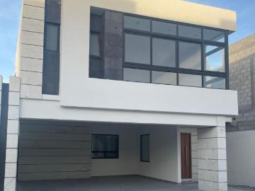 Excelentes casas en venta en La Escondida