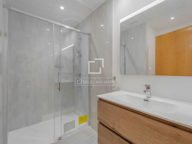 Excellent 3 Bedroom apartment for rent in La Xerea, Valencia