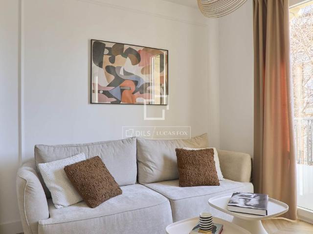 Excellent 3 Bedroom apartment for rent in Malasaña, Madrid