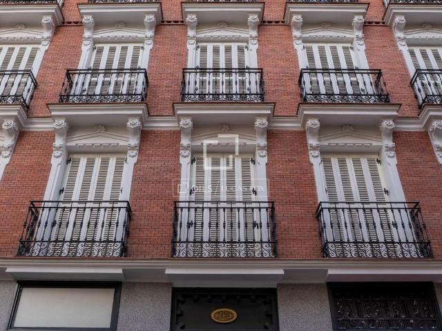 Excellent 1 Bedroom apartment for rent in Embajadores, Madrid
