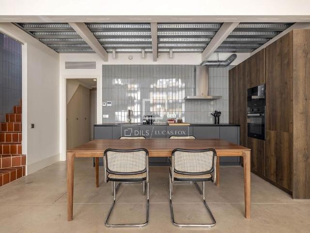 Excellent 2 Bedroom apartment with 15m² terrace for rent in Poblenou, Barcelona