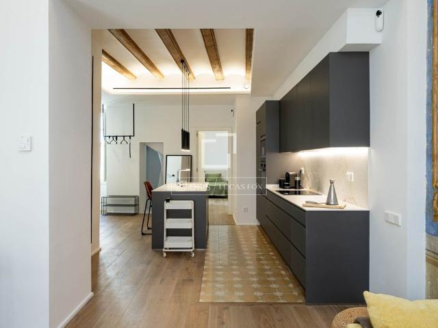 Excellent 2 Bedroom apartment for rent in El Born, Barcelona