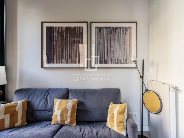 Excellent 2 Bedroom apartment for rent in Malasaña, Madrid