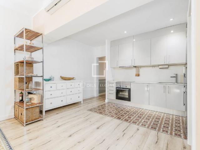 Excellent 2 Bedroom apartment for VACATIONAL RENT in Gótico, Barcelona