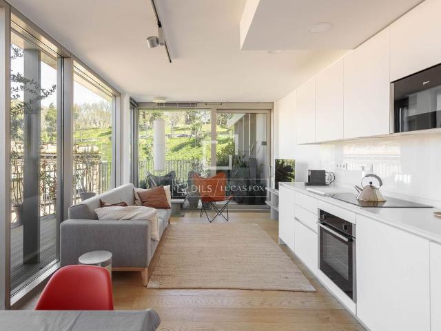 Excellent 2 Bedroom penthouse with 25m² terrace for rent in Argüelles, Madrid