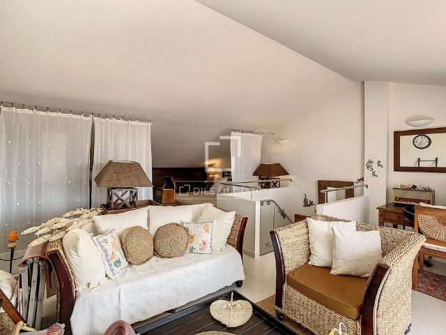 Excellent 2 Bedroom penthouse with 22m² terrace for rent in Ciutadella
