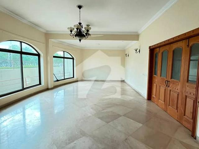 Excellent 5 Beds House For Rent Hilal Road F 11/3