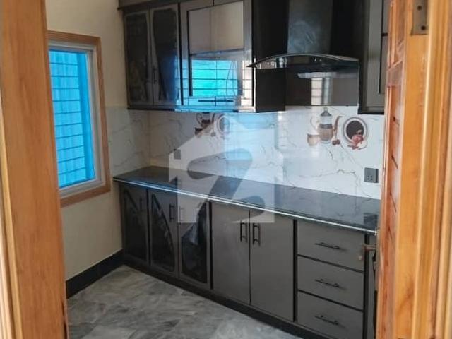 Excellent 9 Marla 4 Bed Rooms House | 5 Minutes from Punjab Chawk | Brand New