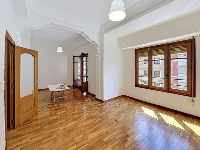 Excellent Apartment for Rent in La Petxina