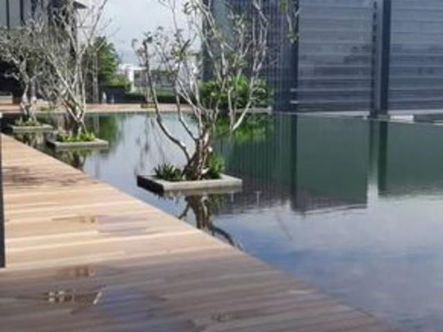 Excellent Facilities, Short walk to office & LRT, High yield rental