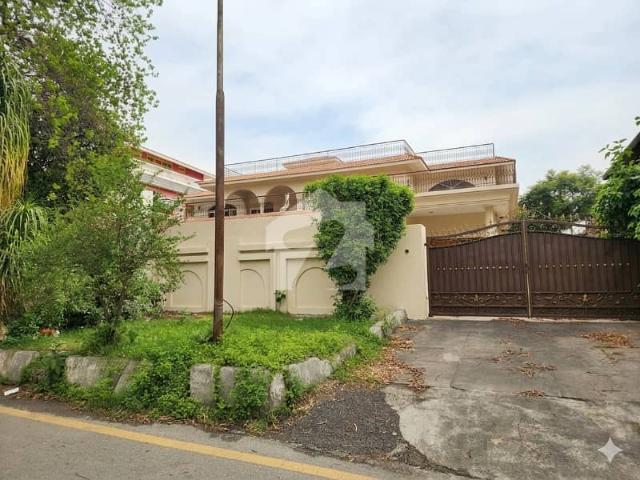 Excellent house for sale f 6/1, islamabad