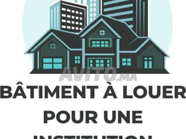 Excellent immeuble à louer complet pour un établissement d'enseignement s