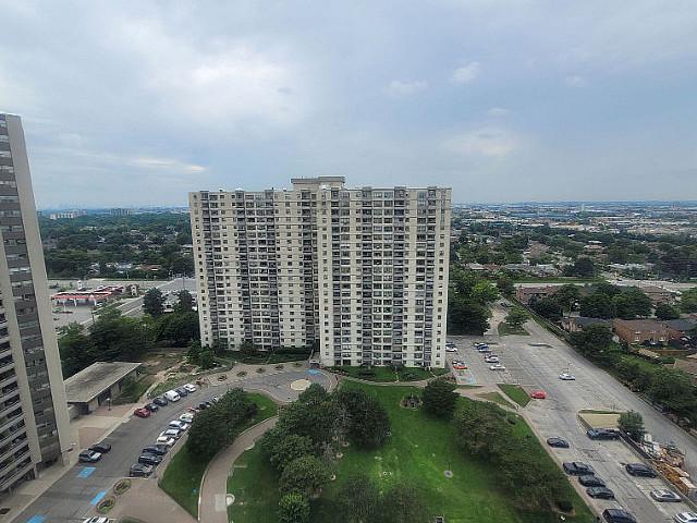 Excellent Investment Opportunity Condo For Sale W/ Balcony