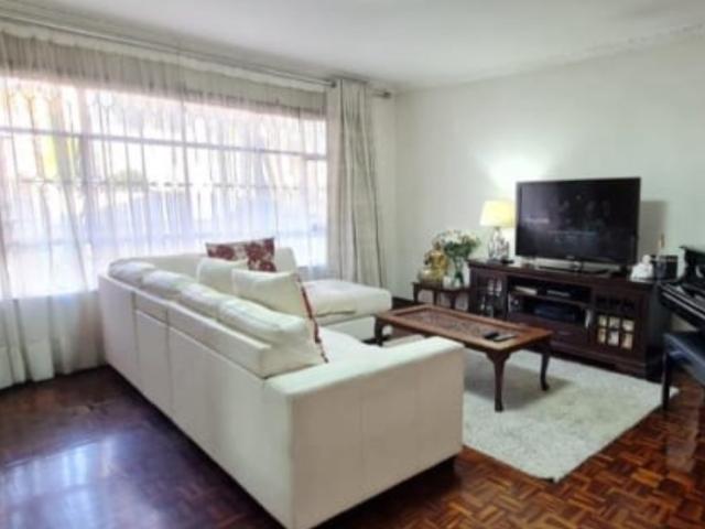 Excellent rental potential, 3 bed, 2 bath per level