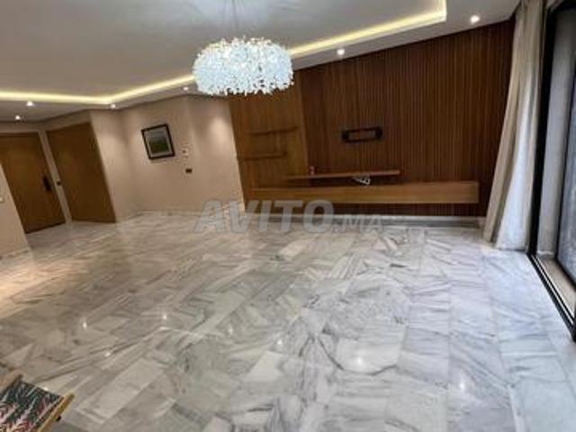 Excellente Rez de jardin en vente à El Menzeh