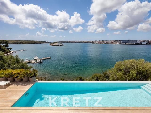 Excepcional Villa en Cala Llonga – Menorca