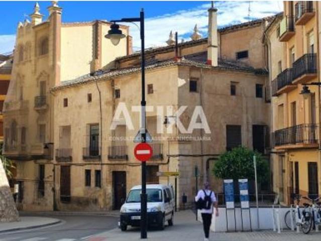 EXCEPCIONAL CASA SEÑORIAL DE PUEBLO