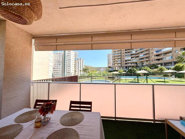 Excepcional Planta Baja en Villajoyosa con Piscina y Parking