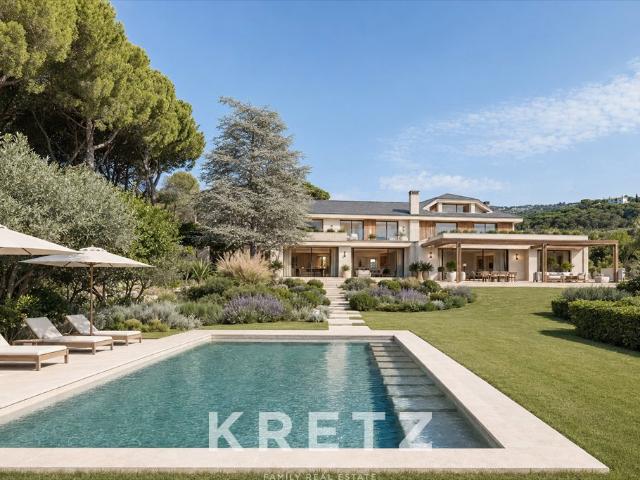Excepcional propiedad con vistas al Mediterráneo y un extraordinario potencial