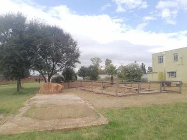 exceptional 8,8 hectare property wit.