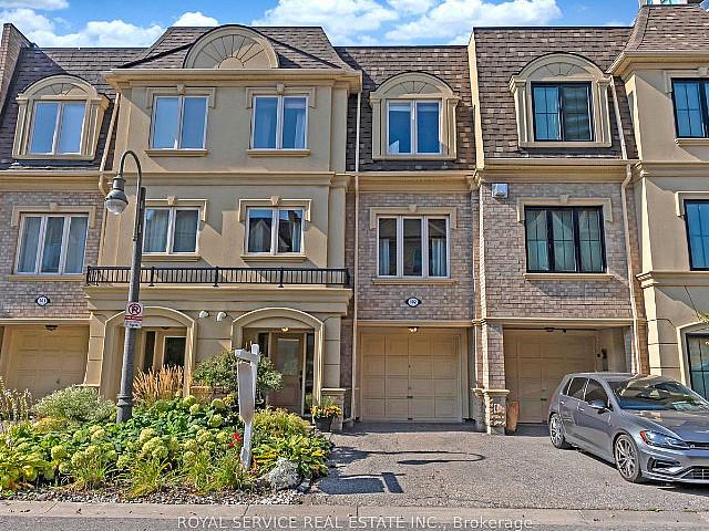Exceptional 3br Townhome: Go Train, 401, Parks, Shops
