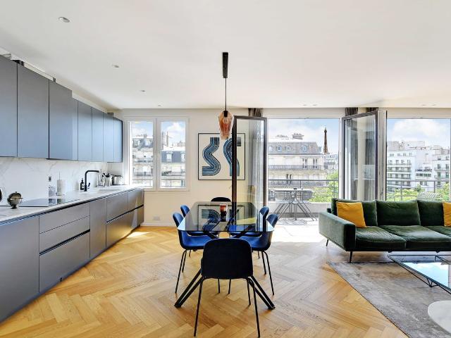 Exceptional apartment 1 BDR/ 2P Eiffel Tower view, Paris Amsterdam Apartments for Rent