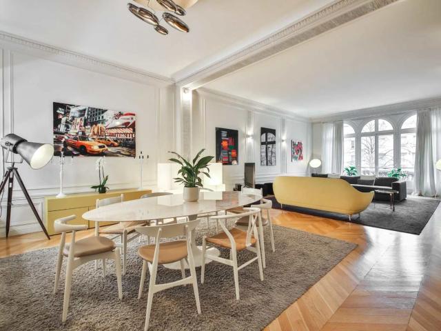 Exceptional apartment Flandrin