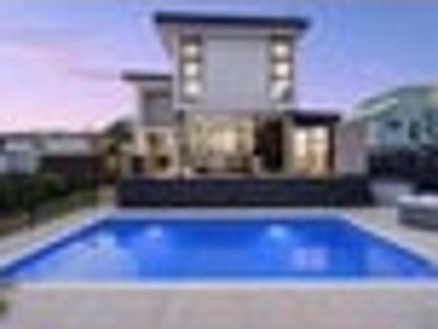 Exceptional Beach side Living