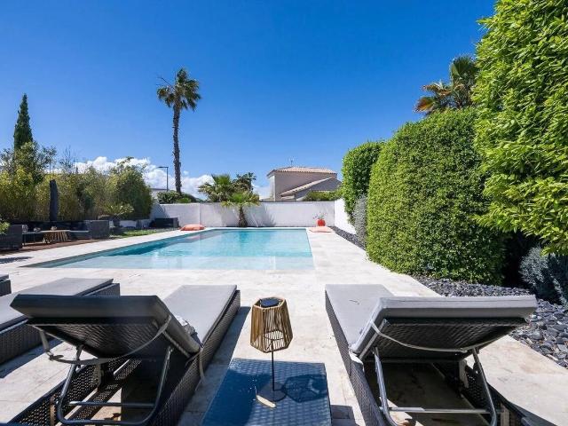 EXCEPTIONAL CONTEMPORARY VILLA IN PÉROLS ? MINUTES FROM THE BEACHES AND MONTPELLIER