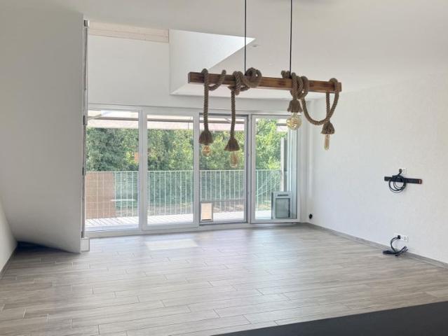 Exceptional duplex and haven of peace!