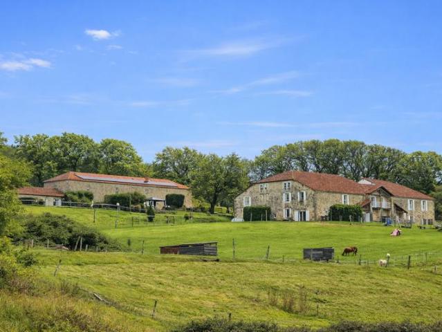 Exceptional Estate with Established Gîte Business, up to 40