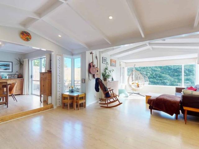 Exceptional Family Home in Houghton Bay