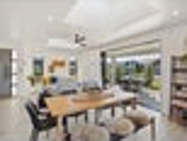 Exceptional former show home near the Waterways
