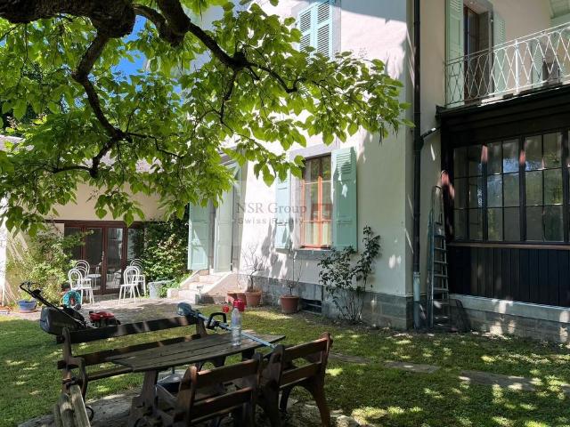 Exceptional furnished house for rent in Carouge – 297 m² with garden and outbuilding