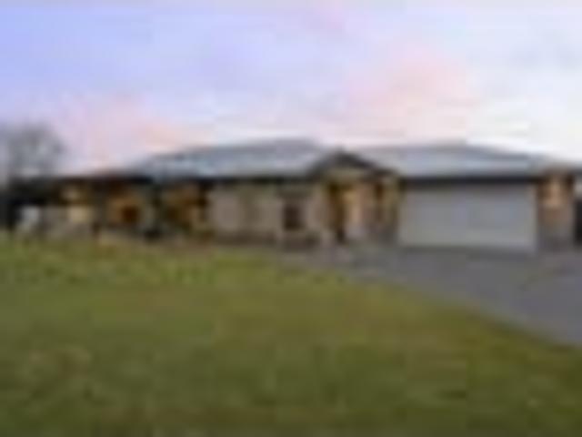 Exceptional Living Meets Year Round Entertaining