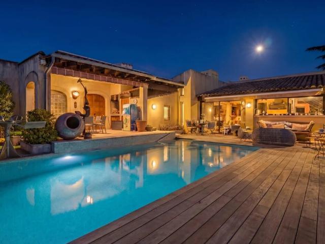 Exceptional Luxury Villa with Indoor Wellness Area, Dual Swimming Pools and Independent Guest House ? Juvignac, Montpellier, South of France
