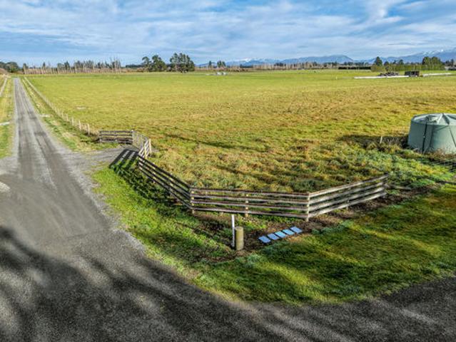 Exceptional Oxford lifestyle blocks