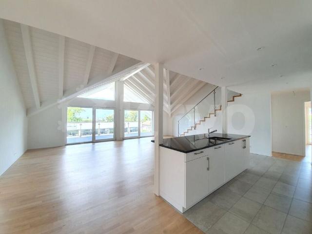 EXCEPTIONAL PROPERTY! WONDERFUL 8.5 ROOM DUPLEX APARTMENT