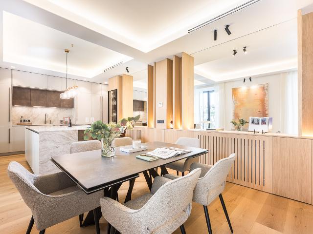 Exceptional renovated apartment with 3 en suite bedrooms in Barrio de Salamanca