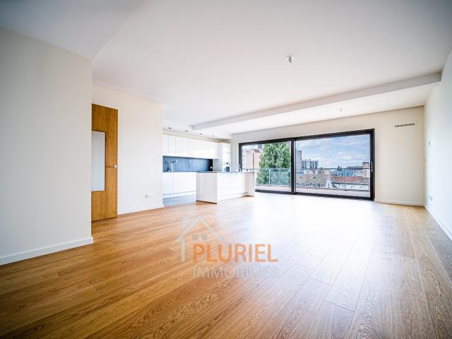 Exceptionnel 3 pièces 103m² en hyper centre de Strasbourg Exceptionnel 2 pièces meublé en Hypercentre de Strasbourg Magnifique 2 pièces 37.5m² à NEUDORF Magnifique 4 pièces 105m² meublé Quai Mullenheim Exceptionnel 3 pièces 60.7m² à BISCHHEIM Magnifique 3