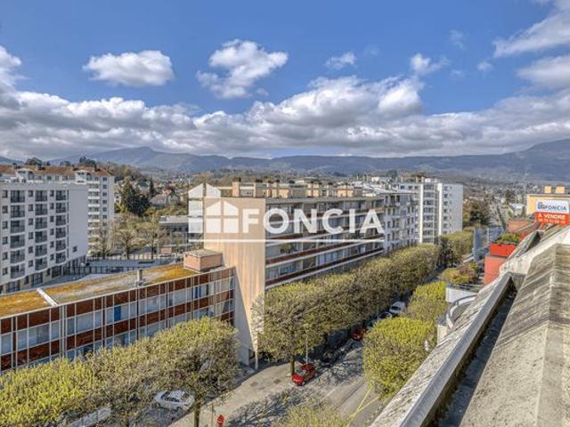 Exceptionnel – dernier étage avec terrasse panoramique – avenue du comte vert