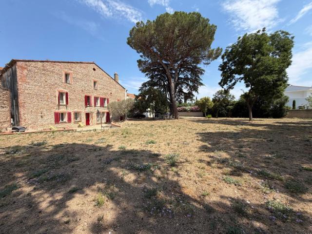 Exceptionnel Mas de Caractère d'environ 310 m2 avec parc de