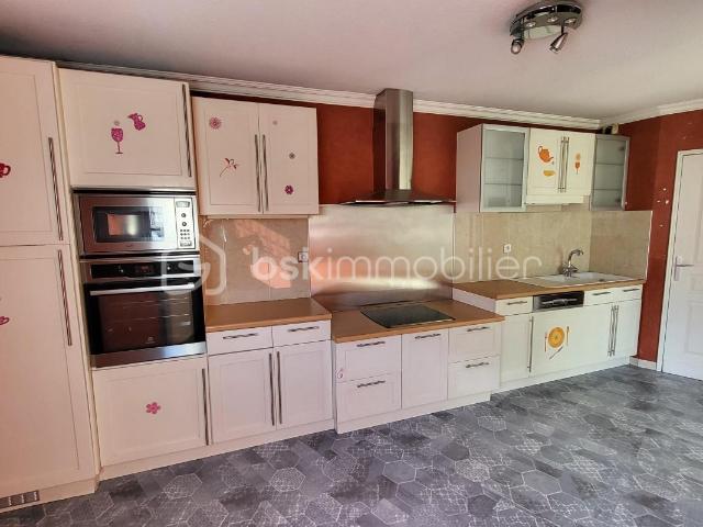 EXCEPTIONNEL: T3 91 m² + Garage + Parking + Loggia