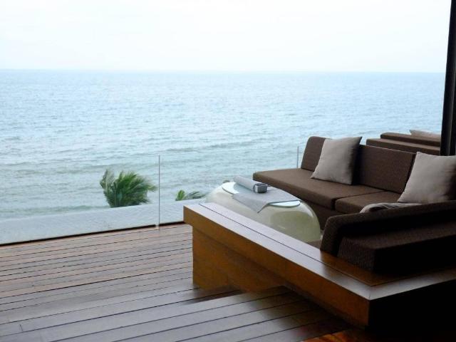 EXCEPTIONNELLE VILLA TOIT – VUE MER