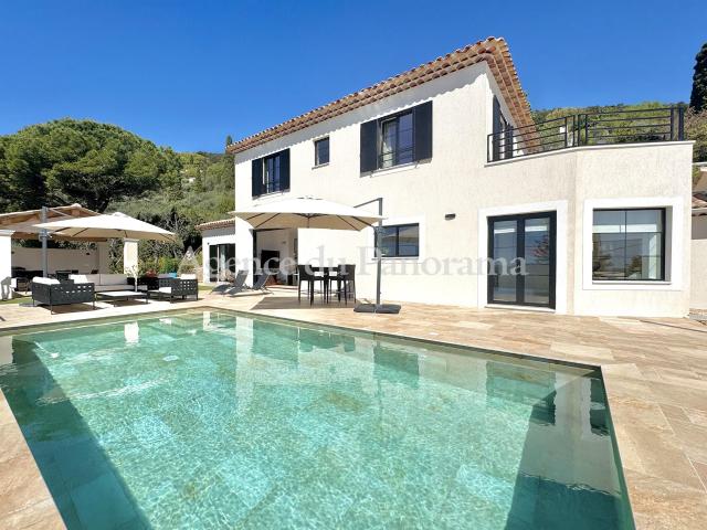 Exceptionnelle Villa Et Sa Vue Panoramique Mer 167m² Spéracèdes